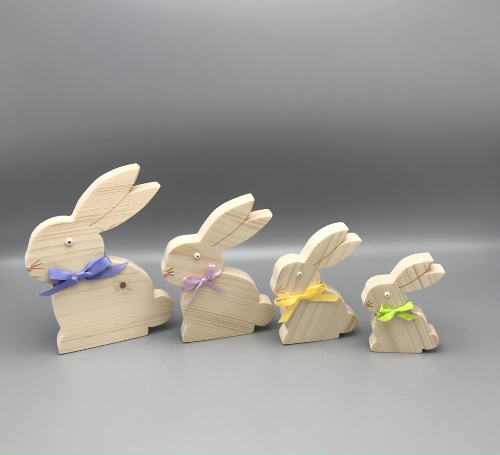 famille lapin avec leur joli ruban